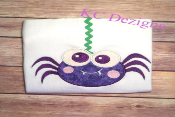 Green Eyed Halloween Spider: A Versatile Embroidery Design